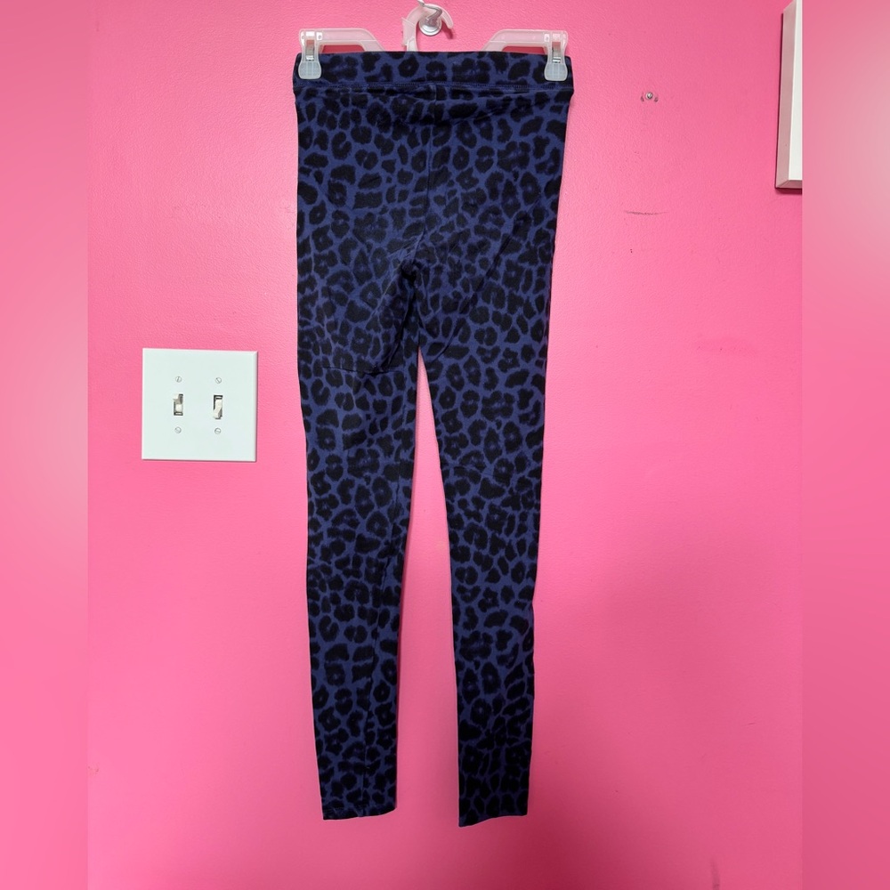 PINK Victoria's Secret Blue Leopard Leggings - Picture 2 of 3
